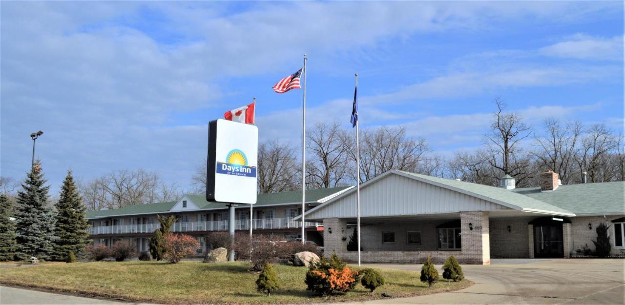 Days Inn By Wyndham Whitmore Lake Eksteriør billede
