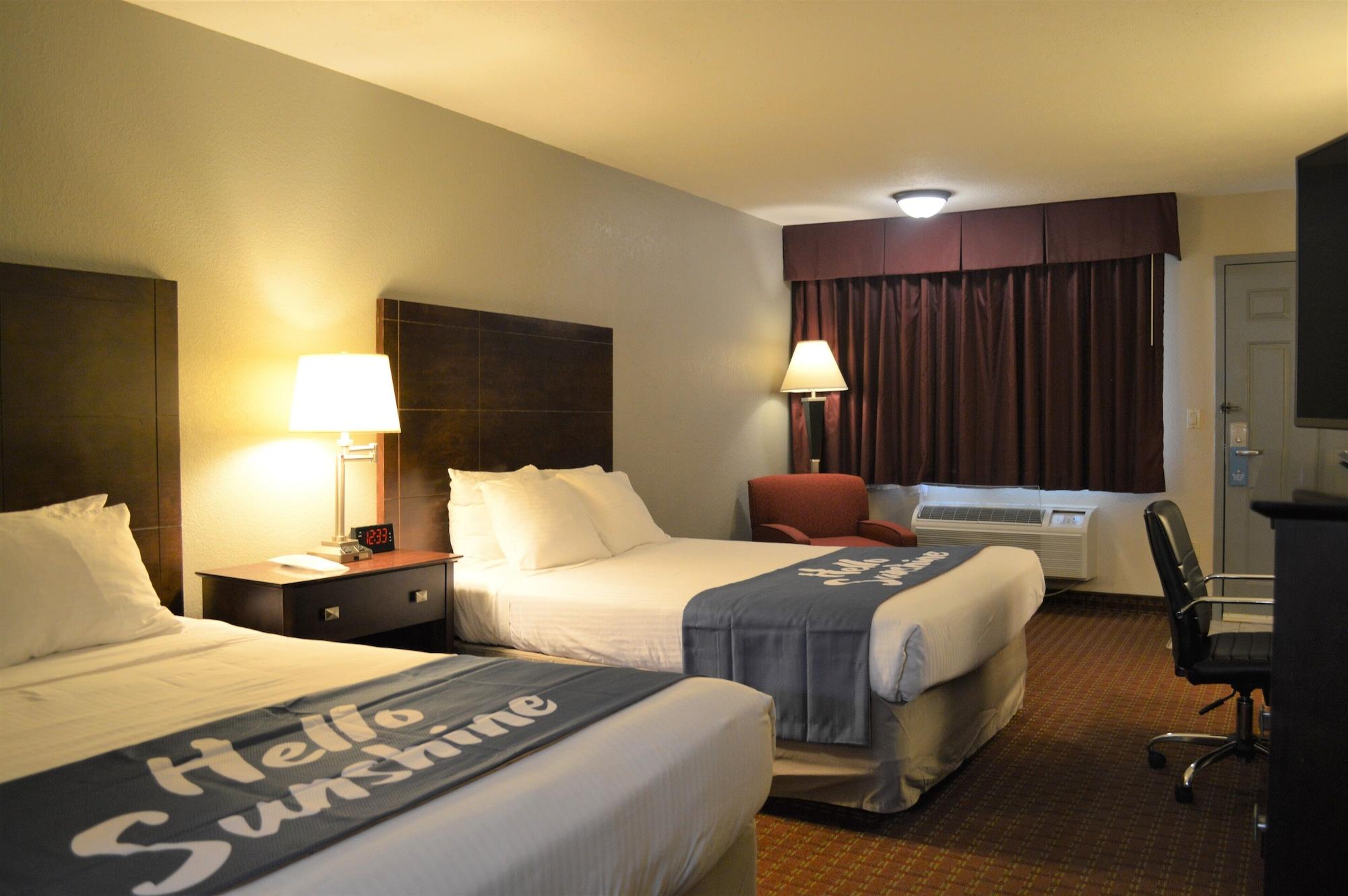 Days Inn By Wyndham Whitmore Lake Eksteriør billede