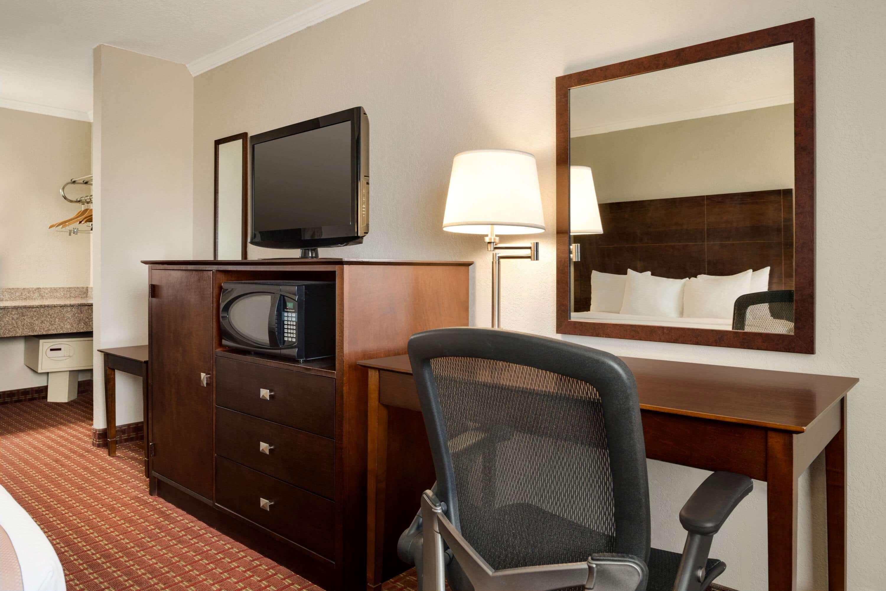 Days Inn By Wyndham Whitmore Lake Eksteriør billede