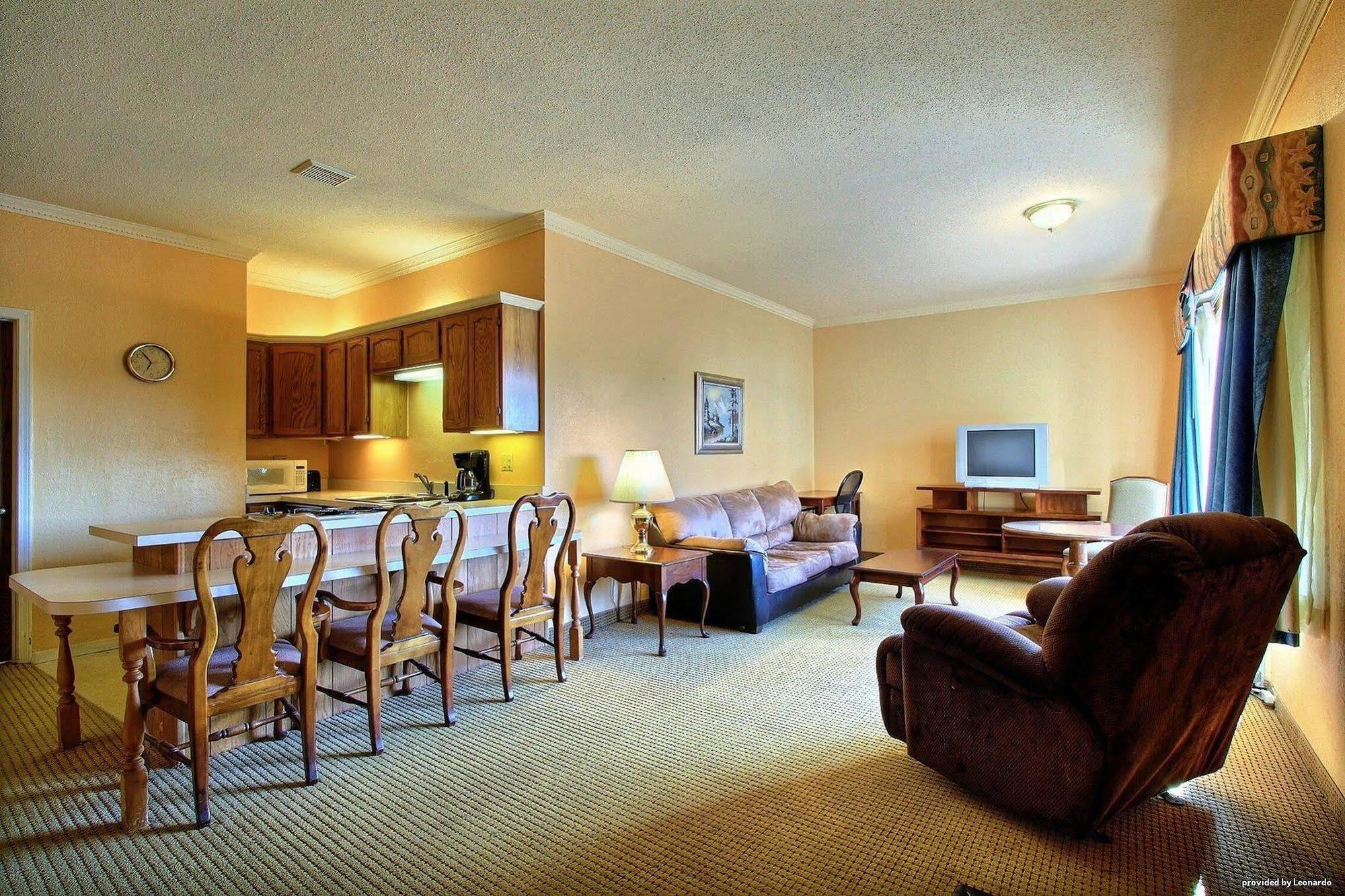 Days Inn By Wyndham Whitmore Lake Eksteriør billede